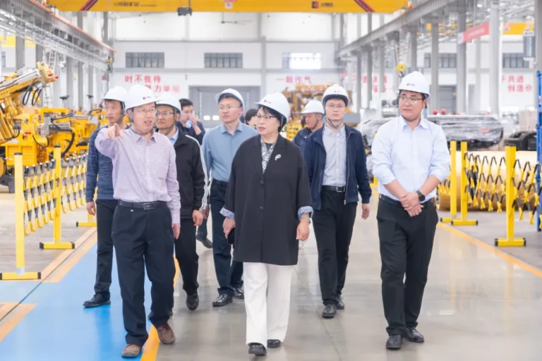 山东理工大学校长李玉霞一行莅临天河科技考察交流