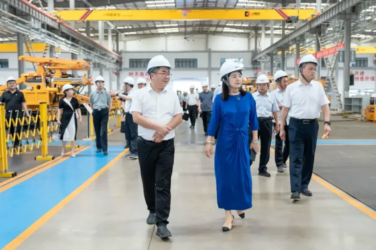 深化产业链协作，共筑智能矿山未来