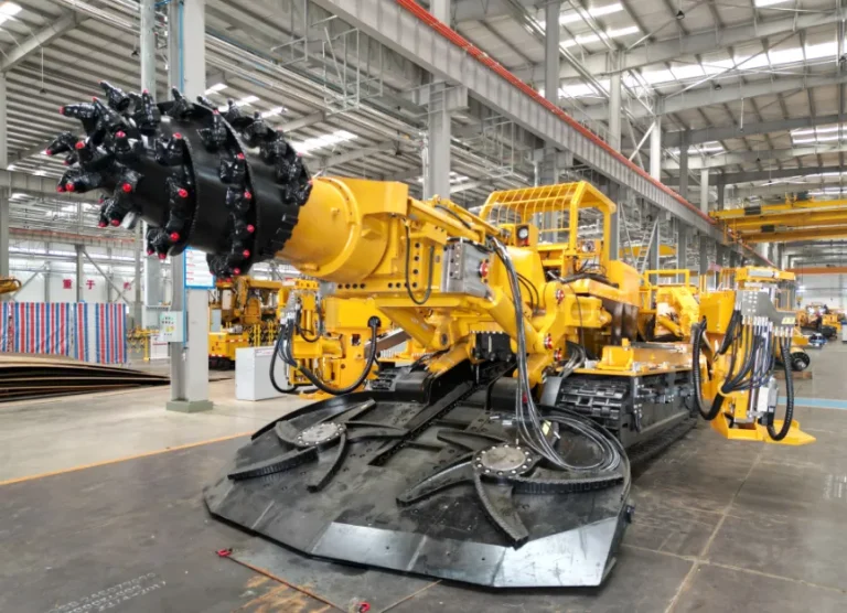 AI+数字孪生，天河科技为矿山插上“智慧翅膀”