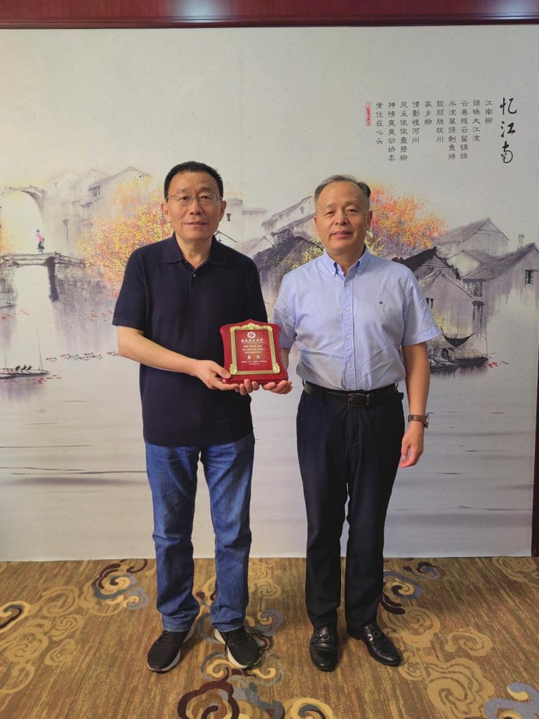 郭永存会见田胜利校友