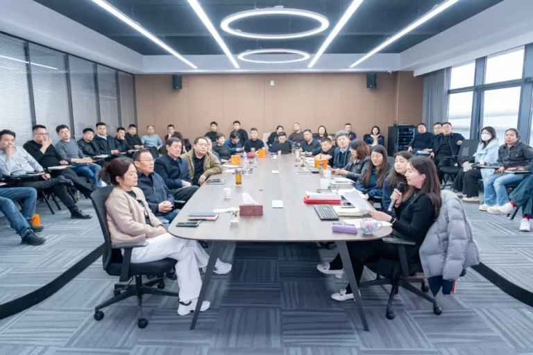 智启天河·马跃新程｜天河科技营销中心2025年年度总结暨 2026 新年启动会圆满召开